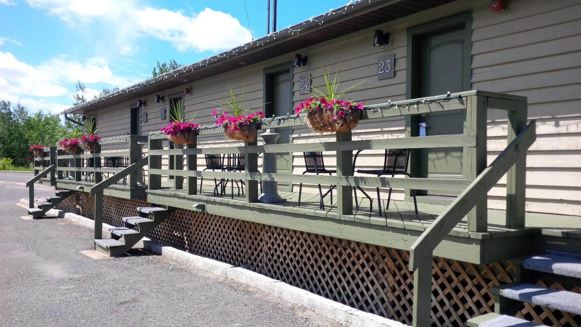 Nature'S Inn Kenora Esterno foto